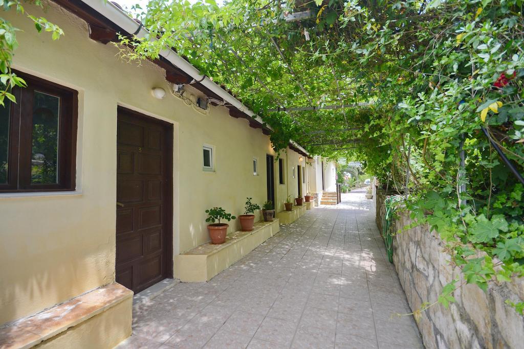 Liokorni Village Gaios Luaran gambar