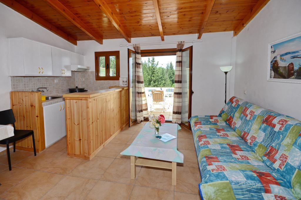 Liokorni Village Gaios Luaran gambar
